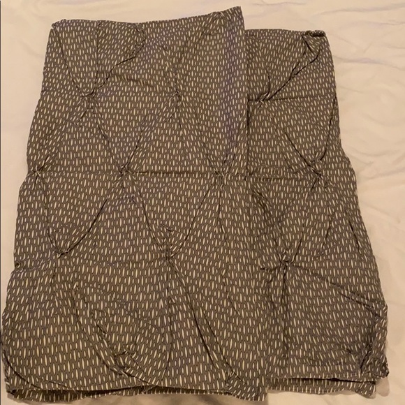 2 West Elm pillow shams - Picture 7 of 7